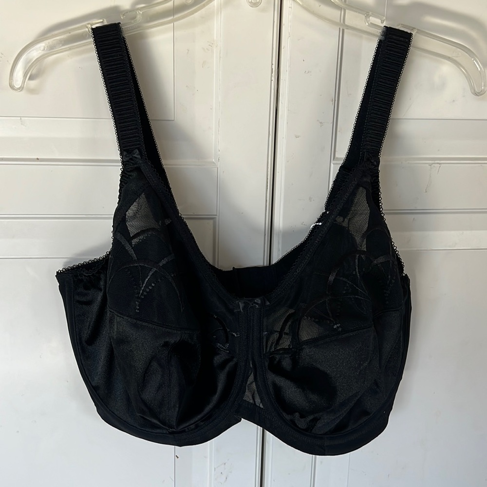 New with tag Elomi “Cate” bra